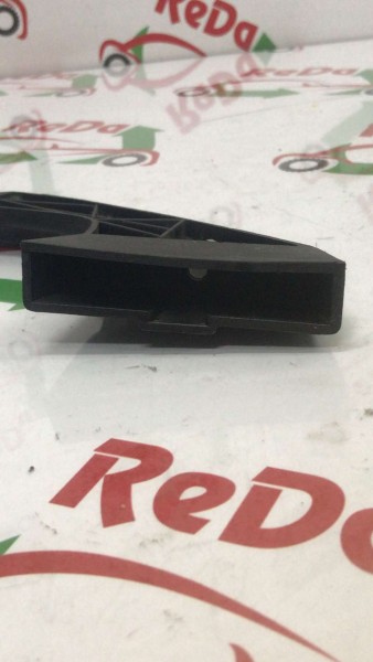 RENAULT R9 SAĞ KOLTUK KIZAK KOLU KUMANDASI BAKALİTİ 7700693528 YP (IA-121)