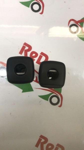 RENAULT LATİTUDE KOLTUK BAŞLIK KLAVUZ TAKIMI SUPORTU 876033570R YP (IA-124)