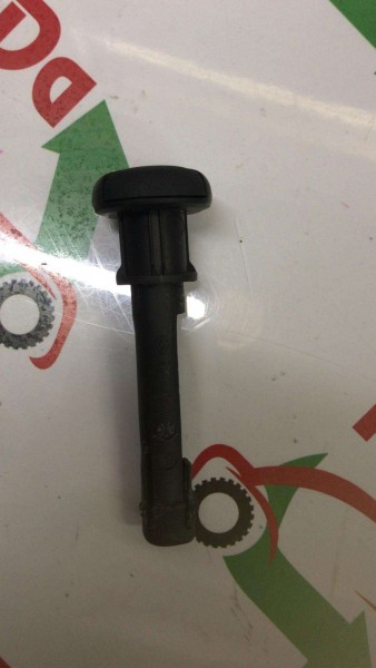 RENAULT CLİO KOLTUK BAŞLIK BURCU 876029701R CP (IA-124-123)