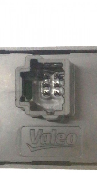 RENAULT KANGOO DÖRTLÜ FLAŞÖR KUMANDA DÜĞMESİ ORJİNAL YP 252105246R (BB130)