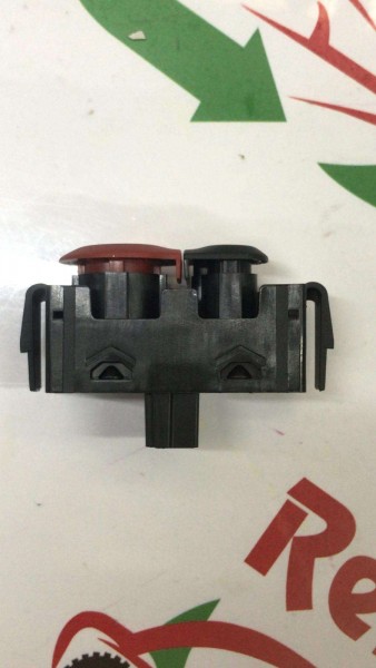 RENAULT KANGOO DÖRTLÜ FLAŞÖR KUMANDA DÜĞMESİ ORJİNAL YP 252105246R (BB130)