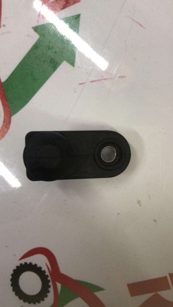 HYUNDAİ İ30 KİA CEEDKAPI İKAZ SVİCİ KUMANDASI BUTONU CP 93560-3B100 (BB130)