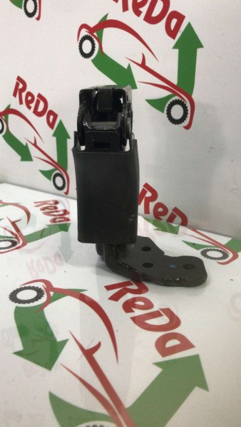 HYUNDAİ ARKA KOLTUK ORTA MENTEŞESİ CP 89710 89720 (ED110)