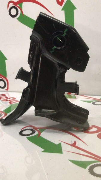 HYUNDAİ ARKA KOLTUK ORTA MENTEŞESİ CP 89710 89720 (ED110)