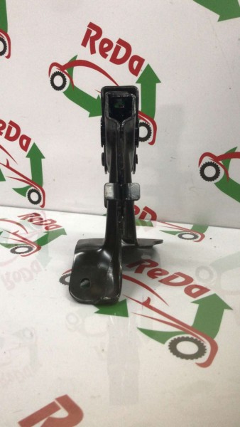 HYUNDAİ ARKA KOLTUK ORTA MENTEŞESİ CP 89710 89720 (ED110)