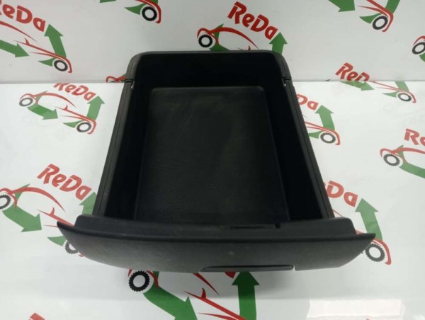 Hyundai İ10 Ön Koltuk Alt Eşya Gözü Çekmecesi [88631-B9000] CP [IA-120]