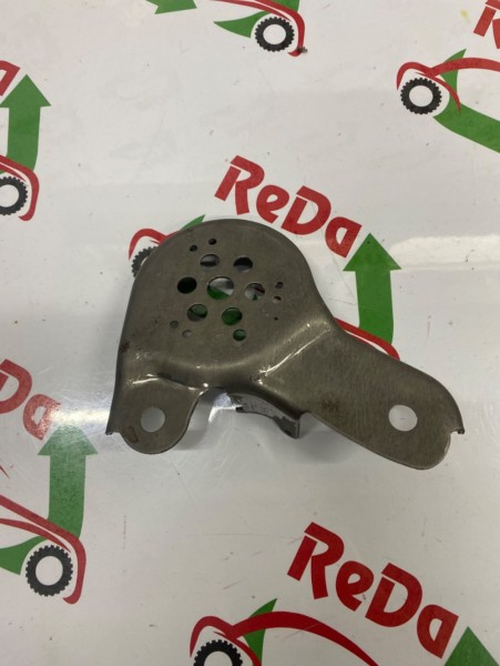 Dacia Solenza Pick-Up Sağ Koltuk Bağlantı Parçası 6001551444 YP