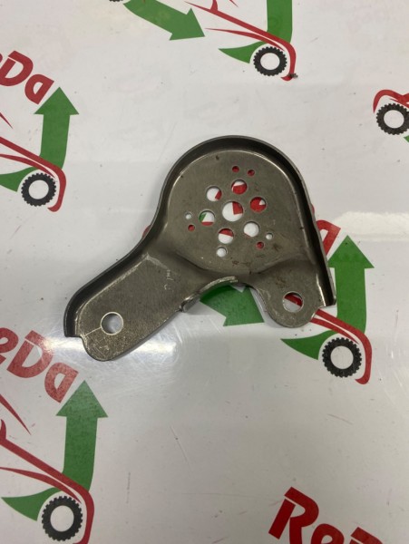 Dacia Solenza Pick-Up Sağ Koltuk Bağlantı Parçası 6001551444 YP