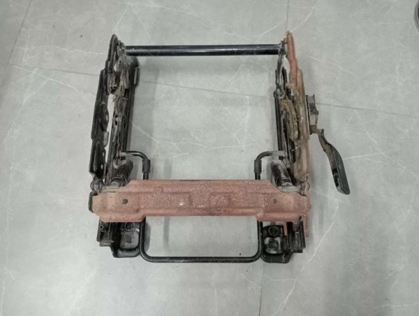 Ford Focus 2 Sol Ön Koltuk Kızağı İskeleti Komple [7M51-A61465-DB] CP (IA-110)