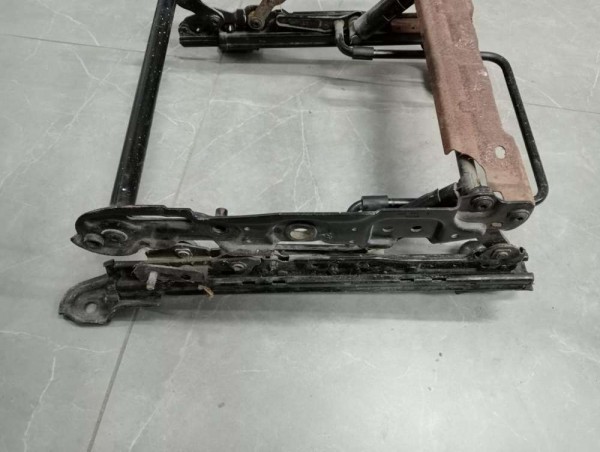 Ford Focus 2 Sol Ön Koltuk Kızağı İskeleti Komple [7M51-A61465-DB] CP (IA-110)