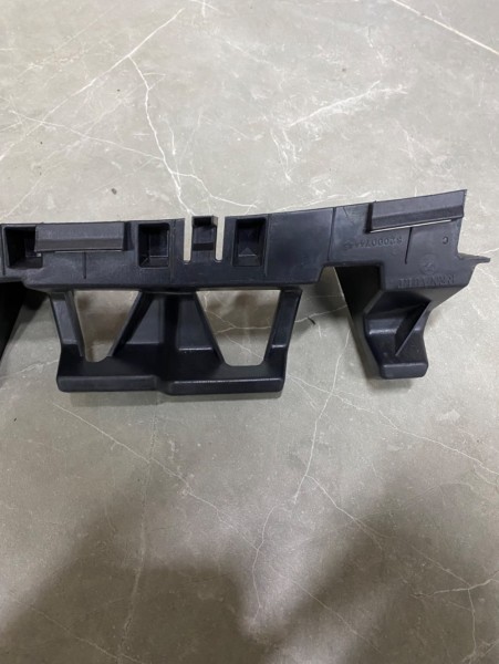 Renault Megane 2 Arka Tampon Bağlantı Ayağı 8200074445 CP (FA-110)