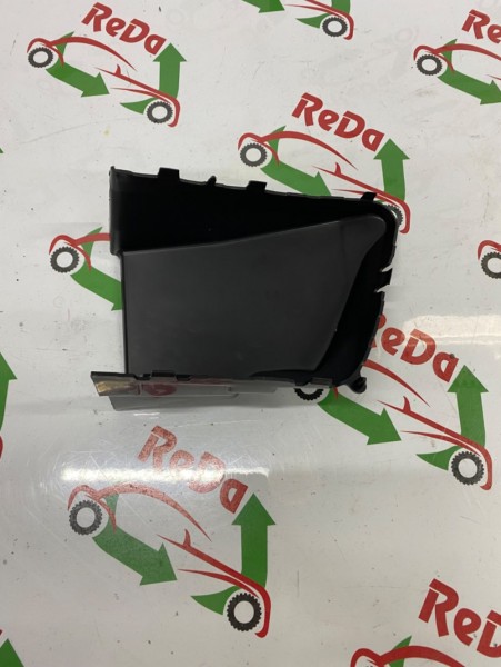 Dacia Logan Sandero Ön Tampon Sağ Suportu 8200735108 YP (FB-111)