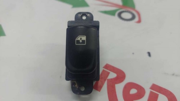 Hyundai İ20 H100 Sağ Ön Cam Açma Düğmesi CP 202005491 [B-B-130]