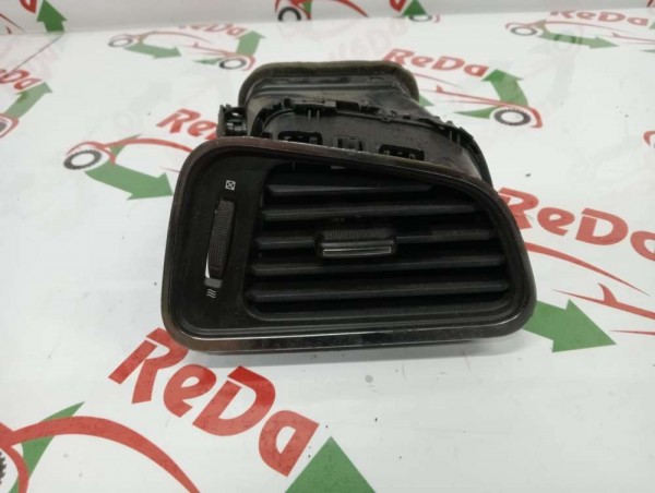 Renault Kadjar Torpido Havalandırma Izgarası Sağ 687605128R 687609527R 687603504R CP [D-A-120]-kopya