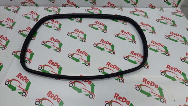 Hyundai Staria Arka Kelebek Cam Fitili SP YP