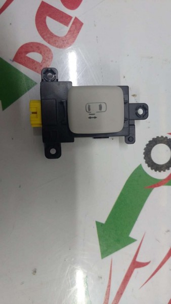 Hyundai Staria Sağ Sürgülü Kapı Açma Kapama Düğmesi YP SP [B-B-130]