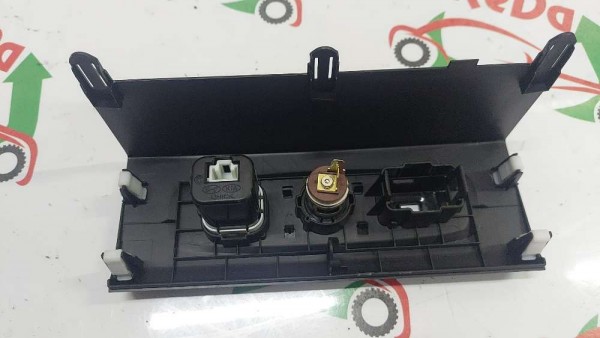 Hyundai Staria Çakmaklık USB Şarj Ünitesi YP SP [C-A-120] 84611-CG500