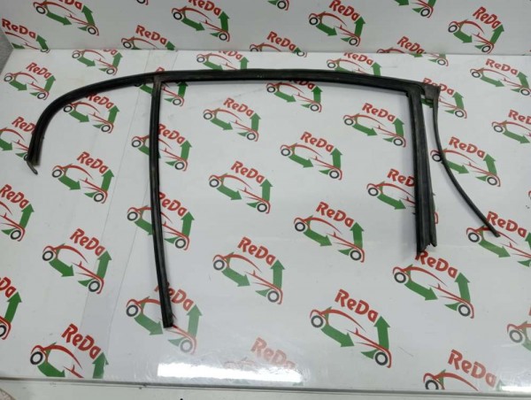 Renault Latitude Sol Arka Kapı Cam Fitili 823310018R CP (JE-120)