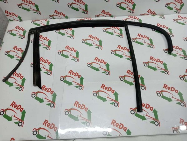 Renault Latitude Sol Arka Kapı Cam Fitili 823310018R CP (JE-120)