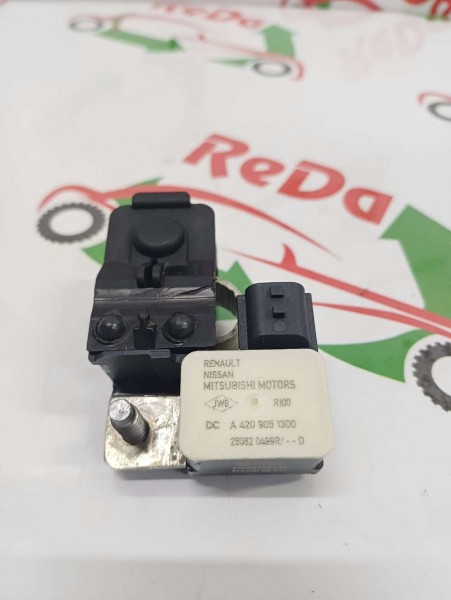 Renault Clio 5 Taliant Kutup Başı Akü Gerilim Kaptörü SP YP