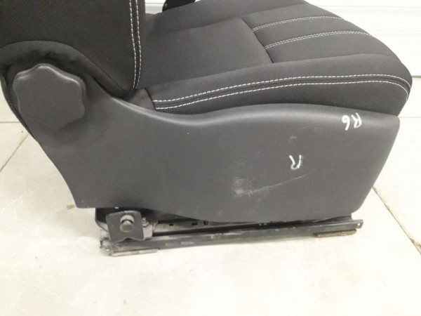 Renault Fluence Sağ Ön Koltuk Siyah Kumaş CP G-A140