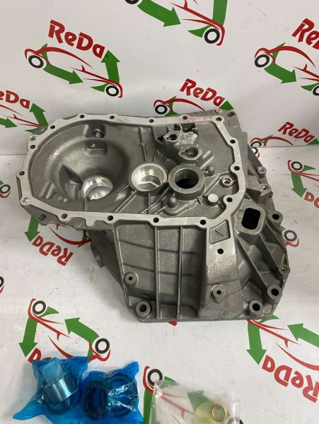 Renault Clio 4 Debriyaj Karteri 304007754R YP (CB-110)