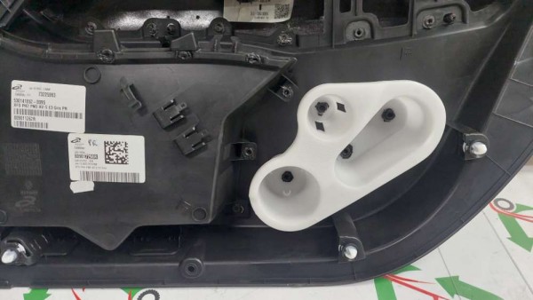 Renault Talisman Sol Ön Kapı Döşemesi 809011262R YP (EA-130/E-V)