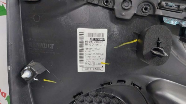 Renault Clio 4 Sol Ön Kapı Döşemesi Orj 809010184R YP (FA-120/E-V)