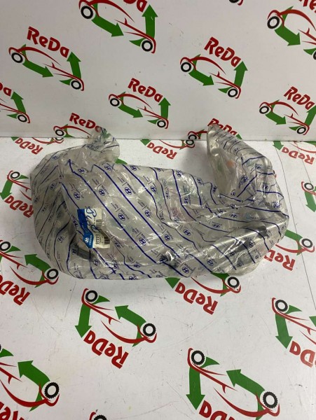 Hyundai Elantra Emme Borusu 977732D500 YP