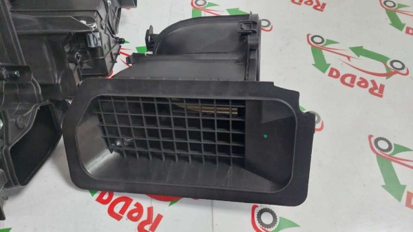 Dacia Sandero Kalorifer Kutusu 271006493R YP (BG-130)