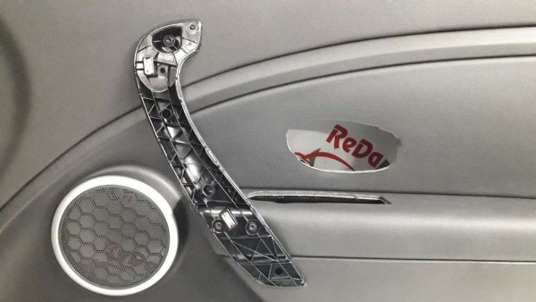 Megane 3 Coupe Sağ Kapı Döşemesi 809000081R YP (FA-120/E-V)