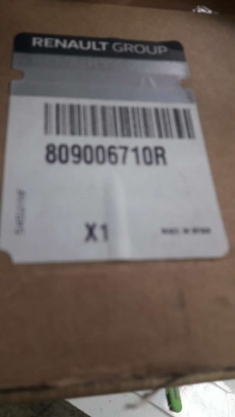 Renault Captur 2 Sağ Ön Kapı Döşemesi YP 809006710R (EA-130/E-V)