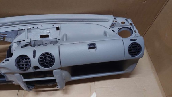 Renault Kangoo Torpido 8200213257 8200226713 CP
