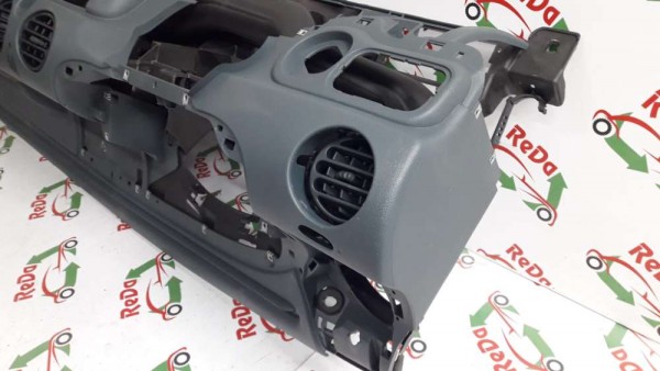 Renault Kangoo Torpido 8200213257 8200226713 YP