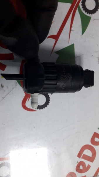 Fiat 500X Ön cam yıkama pompası motoru D524025 CP (C-B-120)