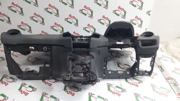 Ford Fiesta ( RHD ) Torpido Ön Göğüs CP