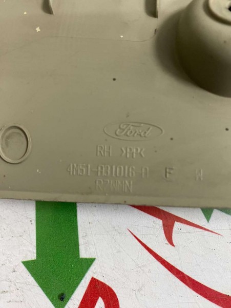 Ford Focus 2 Arka Sağ Koltuk Yan Kaplama 4M51-A31016 CP (K-A-130)