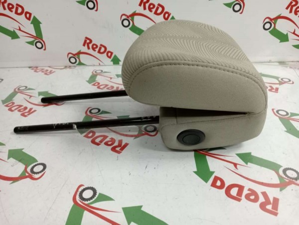 Renault Megane 3 Fluence Ön koltuk Başlığı CP