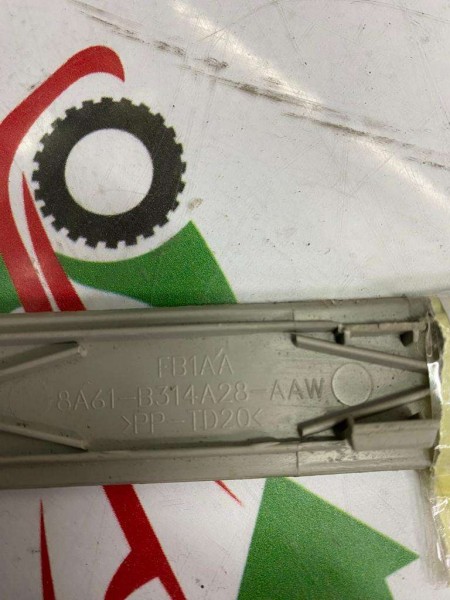 Ford Fiesta Sağ İç Tapa 8A61-B314A28 A CP