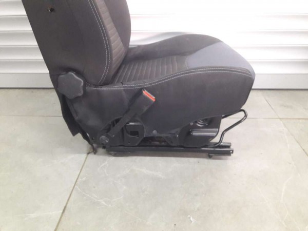 Renault Clio 4 RHD Sol Ön Koltuk Kumaş Airbagli CP [H-A-140]