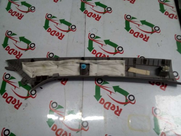 Hyundai İ20 Sol Ön Direk Trimi 85810-C8000 85811-C8000 CP