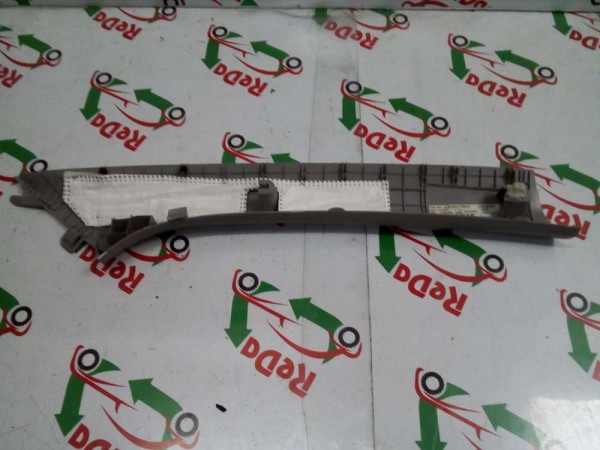 Hyundai İ20 Sol Ön Direk Trimi 85810-C8010 85811-C8010 CP