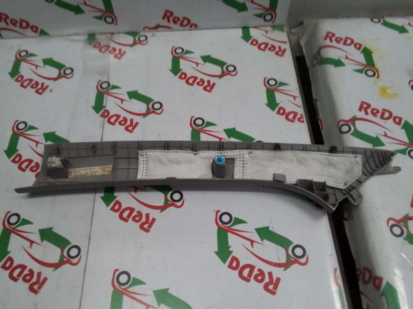 Hyundai İ20 Sağ Ön Direk Trimi 85820-C8010 85821-C8010 CP