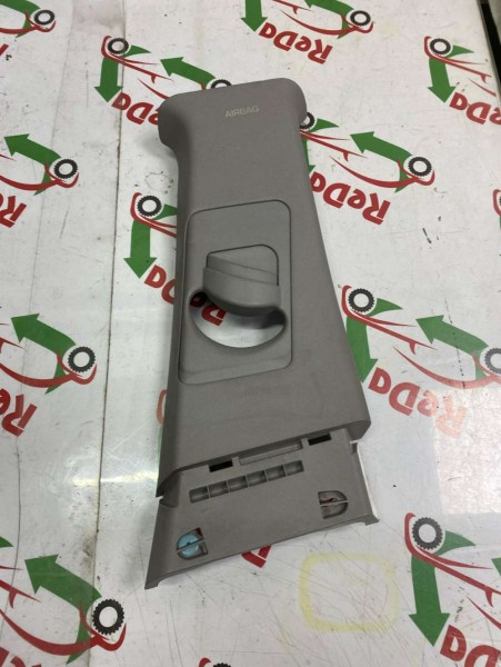 Hyundai İ20 Sağ Orta Direk Üst Trimi 85840-C8150 85843-C8100 CP