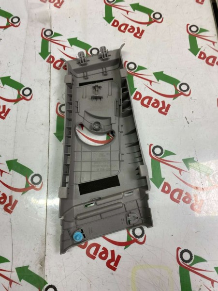 Hyundai İ20 Sol Orta Direk Üst Trimi 85830-C8150 85833-C8100 CP