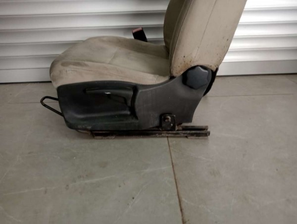 Renault Megane 3 Fluence Sol Ön Koltuk Kumaş Airbagli CP HP [G-C-140]