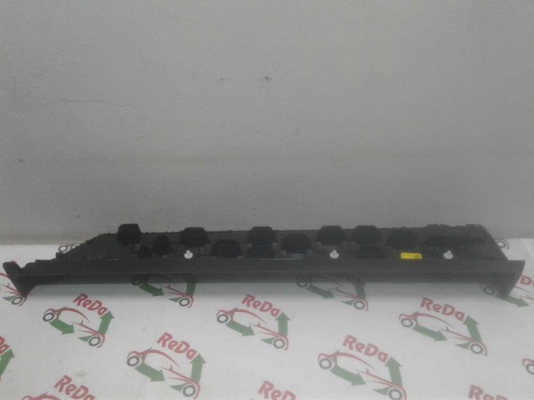 Hyundai Staria Sürgülü Kapı Basamak Eşiği Sol Orj 85876-CG000 / 85875-CG000 SP YP (IA-130)