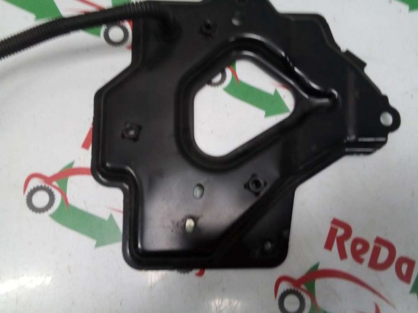 Renault Taliant Akü Tabanı 648603125R YP