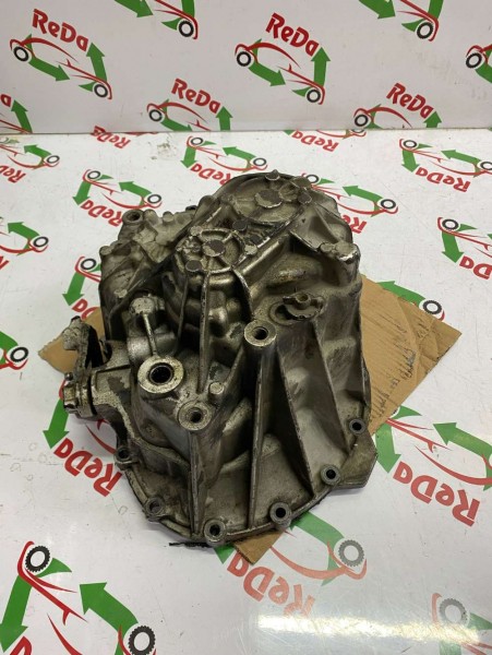 RENAULT TRAFİC 3 ARKA MUHAFAZA 328972132R 320102570 A1S19CU3 CP (CB-110)