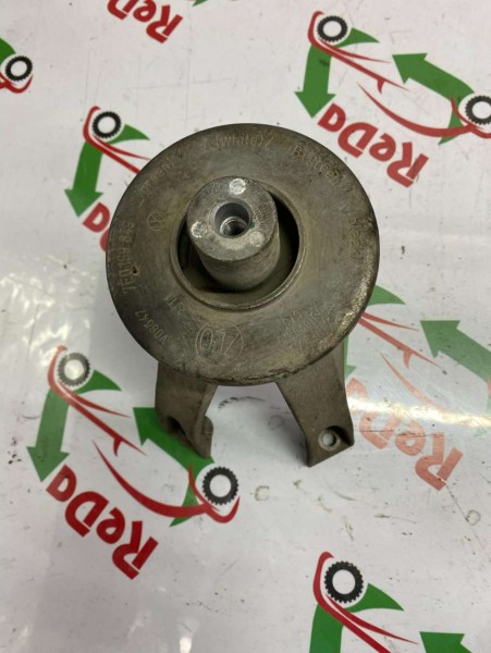 Volkswagen Transporter T5 T6 Motor Kulaği Arka Ahtapot 7H0199849 7E0199849 CP (A-C-110)
